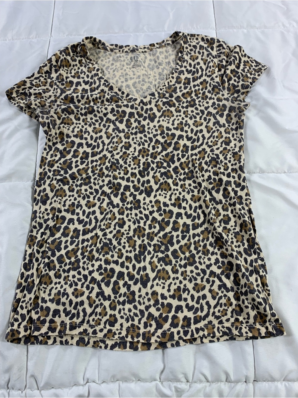 Pre loved GAP shirt womens size XS